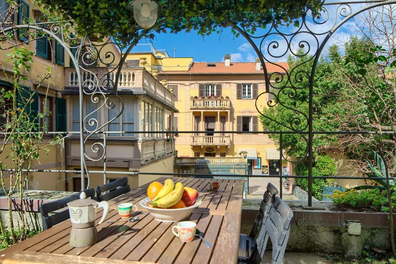 Alice House Apartment Levanto 0*,